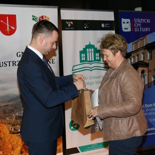 Inauguracja Ustrzyckiego Uniwersytetu Trzeciego Wieku